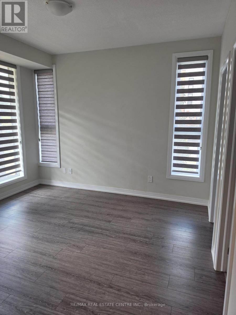 A72 - 261 Woodbine Ave Avenue, Kitchener, Ontario  N2R 0S7 - Photo 13 - X13499228