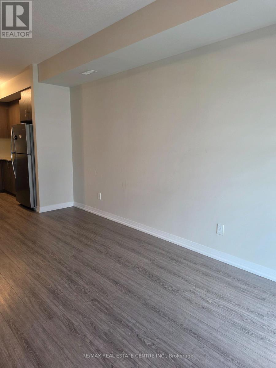 A72 - 261 Woodbine Ave Avenue, Kitchener, Ontario  N2R 0S7 - Photo 7 - X13499228