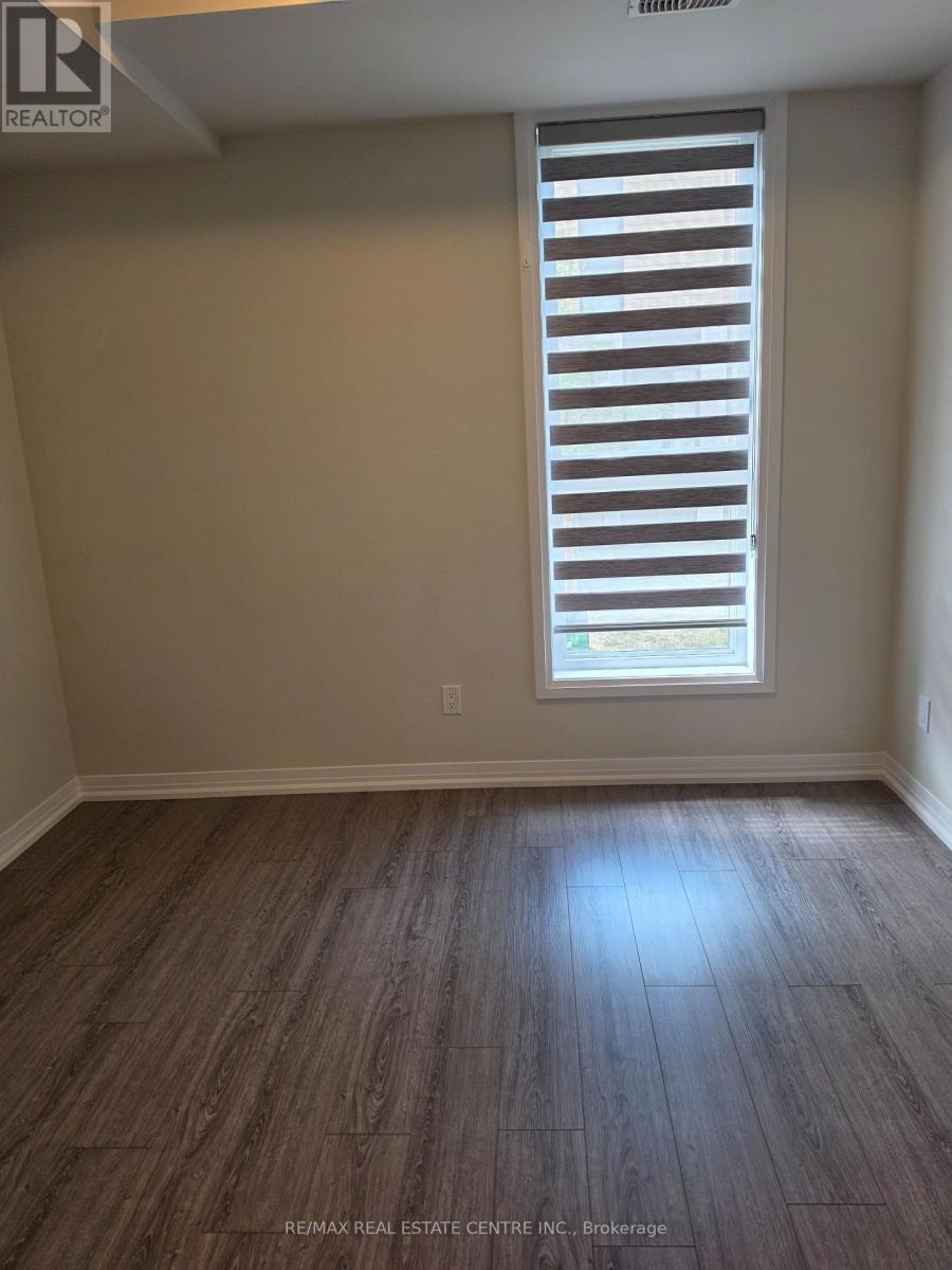 A72 - 261 Woodbine Ave Avenue, Kitchener, Ontario  N2R 0S7 - Photo 20 - X13499228