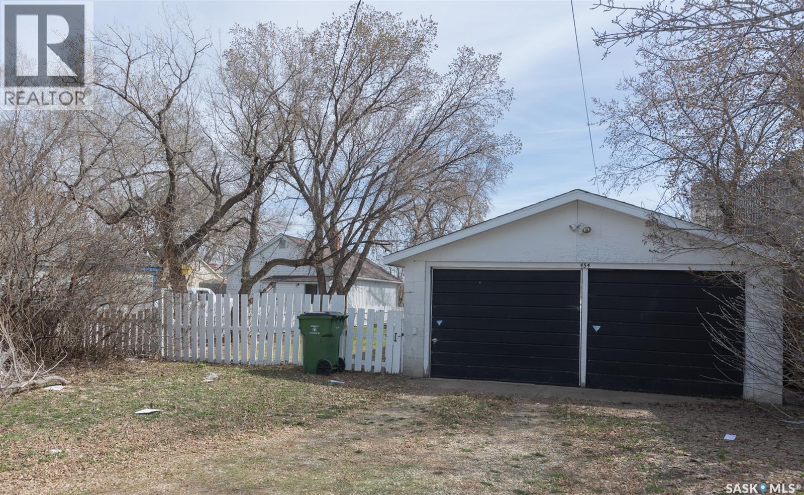 454 Fairford Street W, Moose Jaw, Saskatchewan  S6H 1W2 - Photo 21 - SK043160