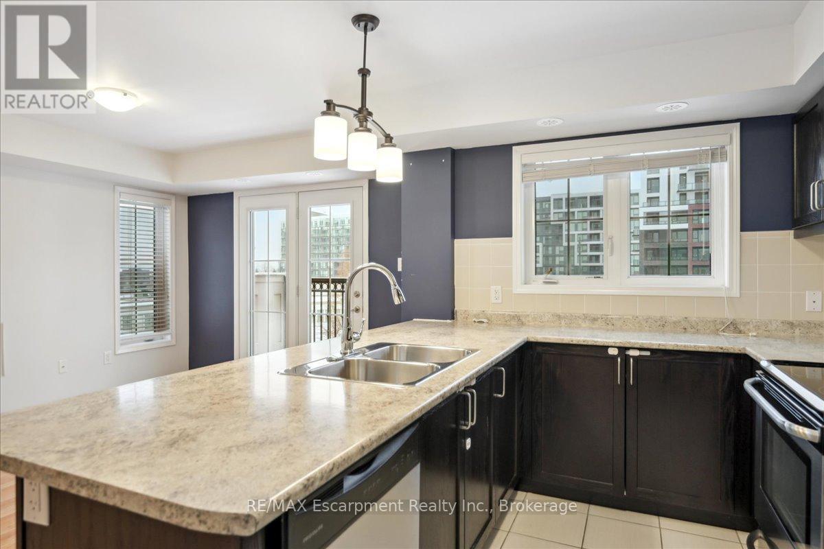 64 - 2441 Greenwich Drive, Oakville, Ontario  L6M 0S3 - Photo 27 - W13584366