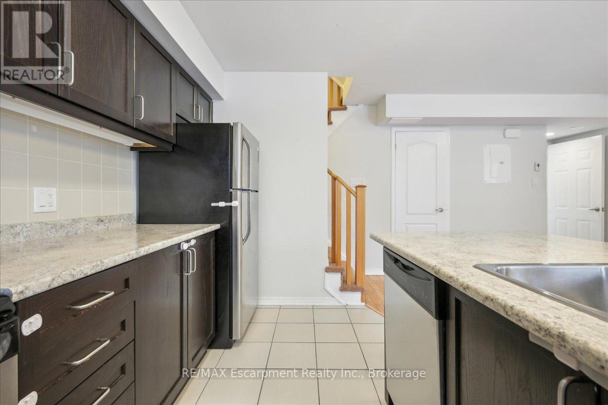 64 - 2441 Greenwich Drive, Oakville, Ontario  L6M 0S3 - Photo 28 - W13584366