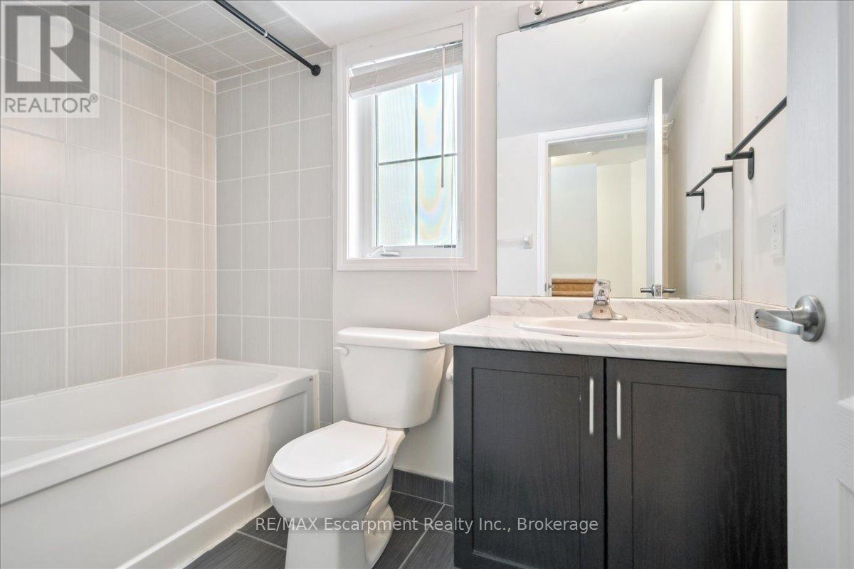 64 - 2441 Greenwich Drive, Oakville, Ontario  L6M 0S3 - Photo 32 - W13584366