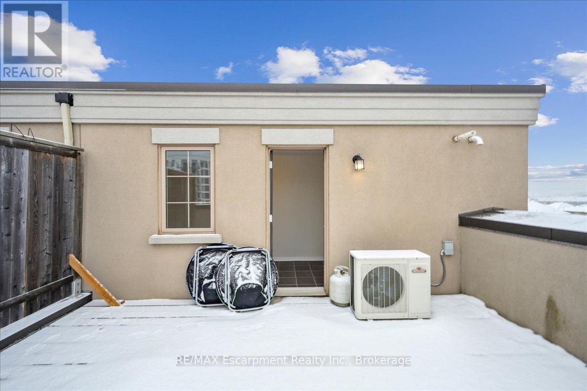 64 - 2441 Greenwich Drive, Oakville, Ontario  L6M 0S3 - Photo 42 - W13584366