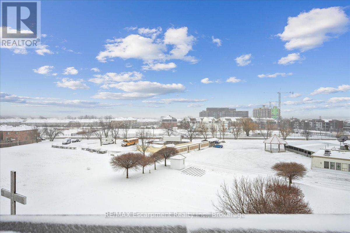 64 - 2441 Greenwich Drive, Oakville, Ontario  L6M 0S3 - Photo 45 - W13584366