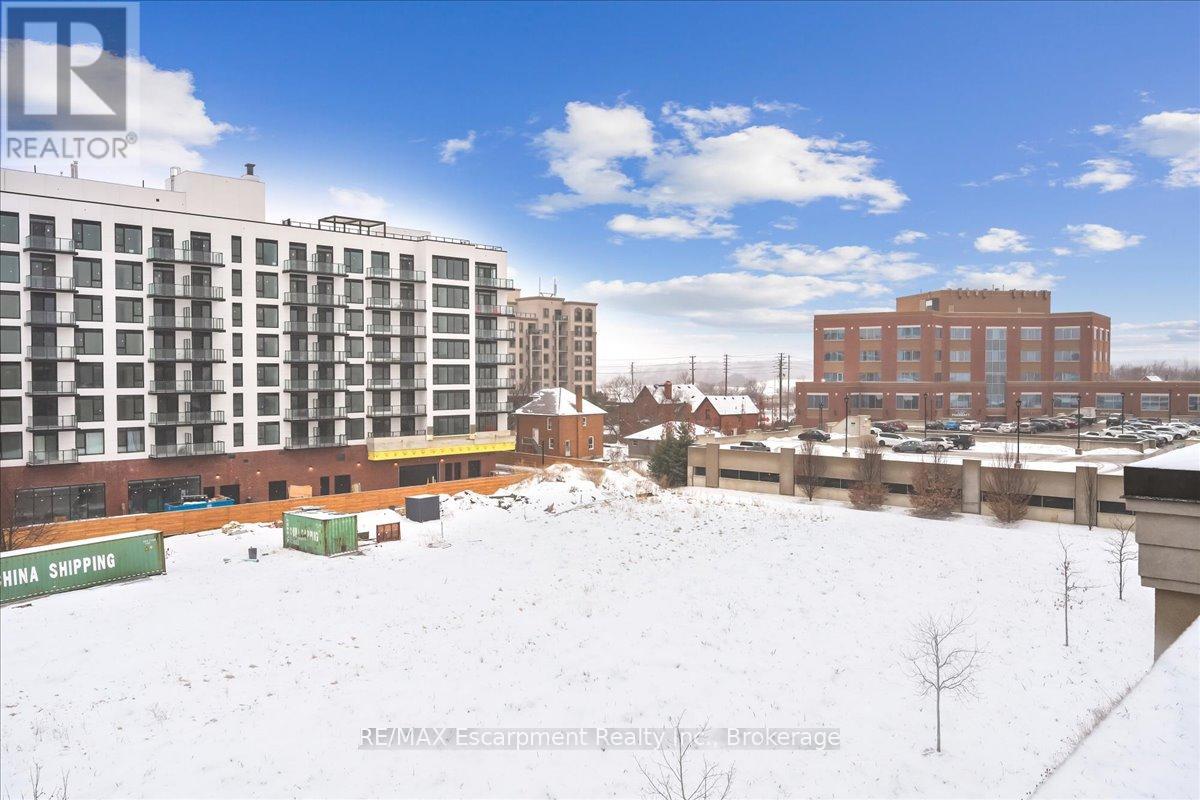 64 - 2441 Greenwich Drive, Oakville, Ontario  L6M 0S3 - Photo 47 - W13584366