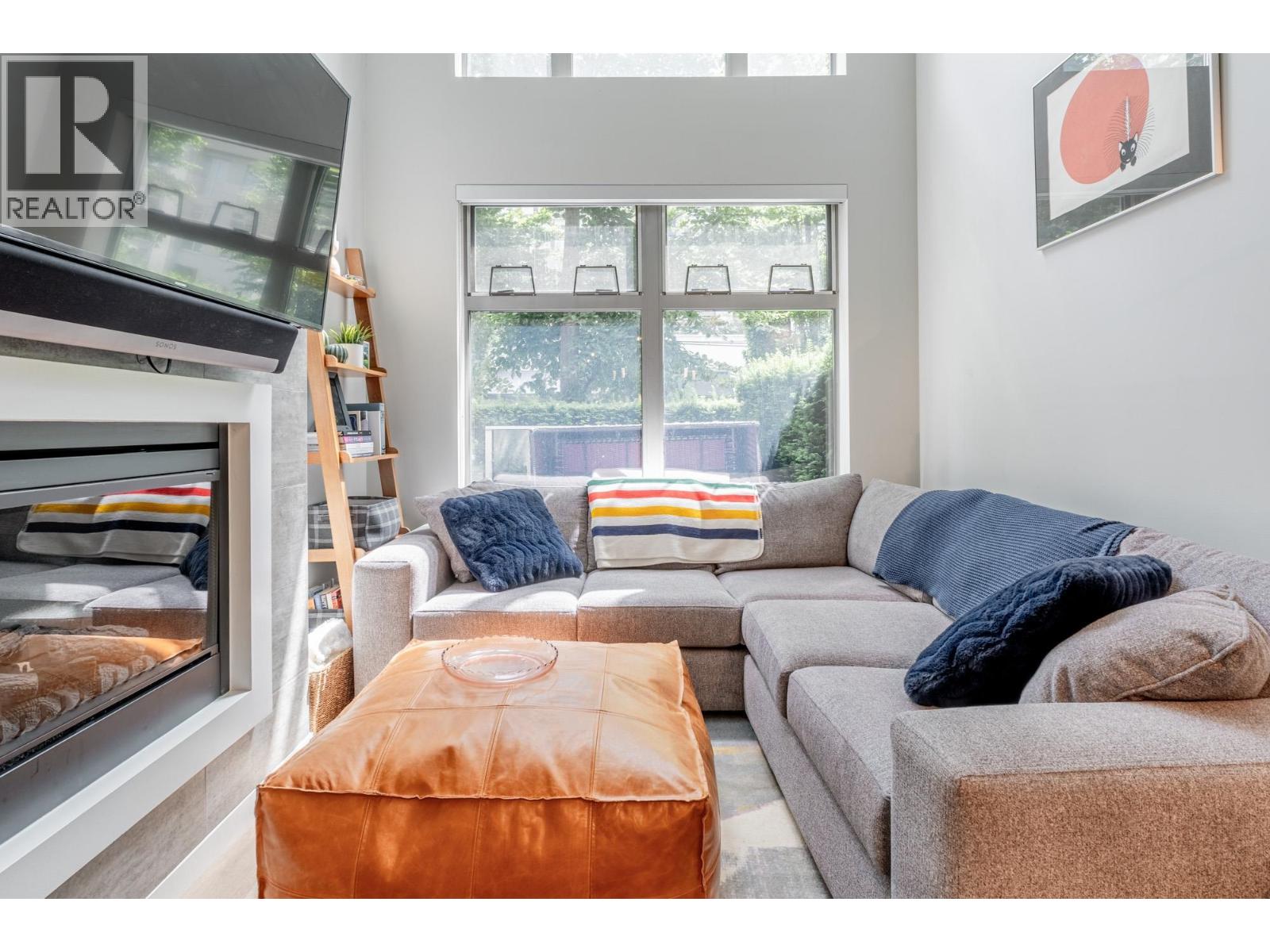 1227 Richards Street, Vancouver, British Columbia  V6B 3G3 - Photo 4 - R3148144