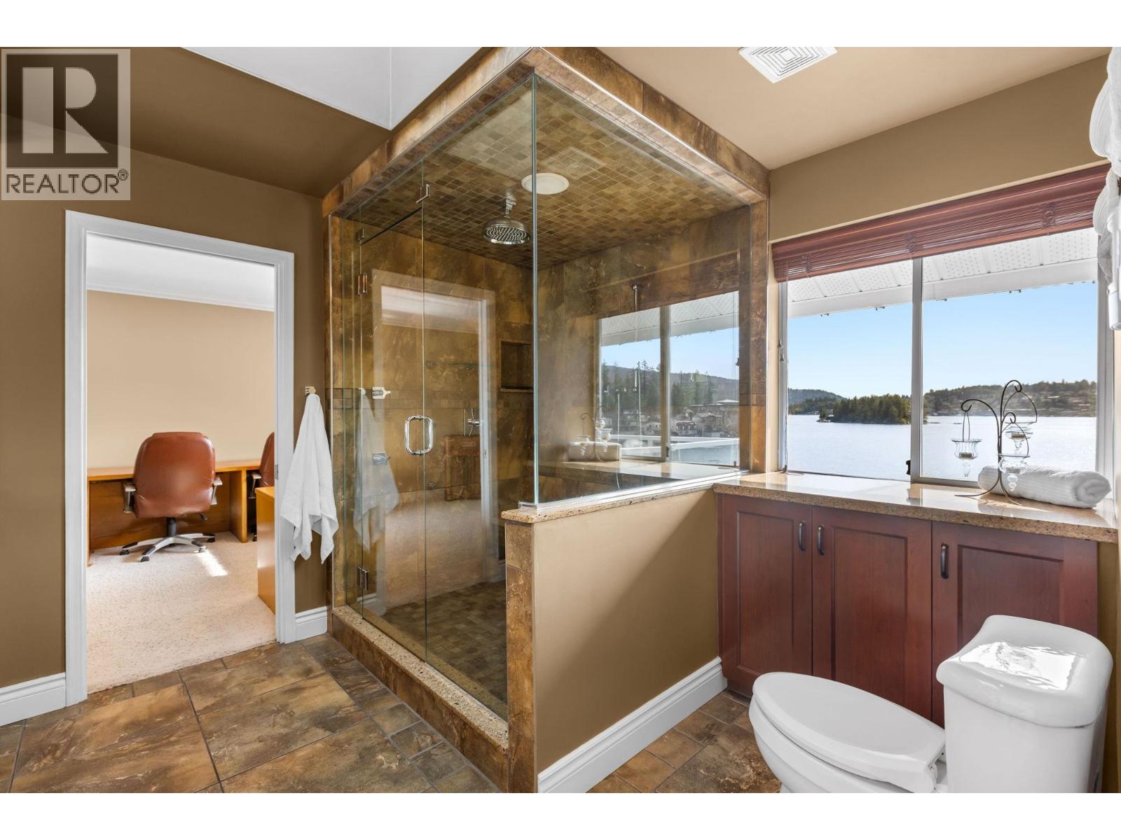 4705 Belcarra Bay Road, Belcarra, British Columbia  V3H 4P6 - Photo 21 - R3148162