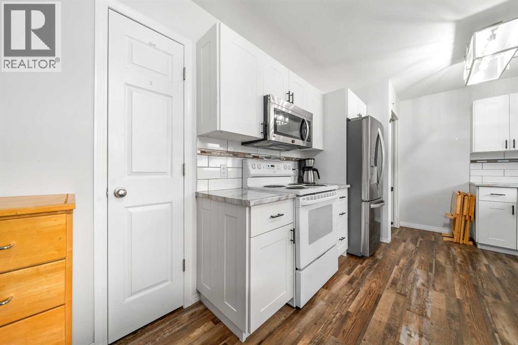 131 Mitchell Crescent Nw, Medicine Hat, Alberta  T1A 6V3 - Photo 7 - A2327794