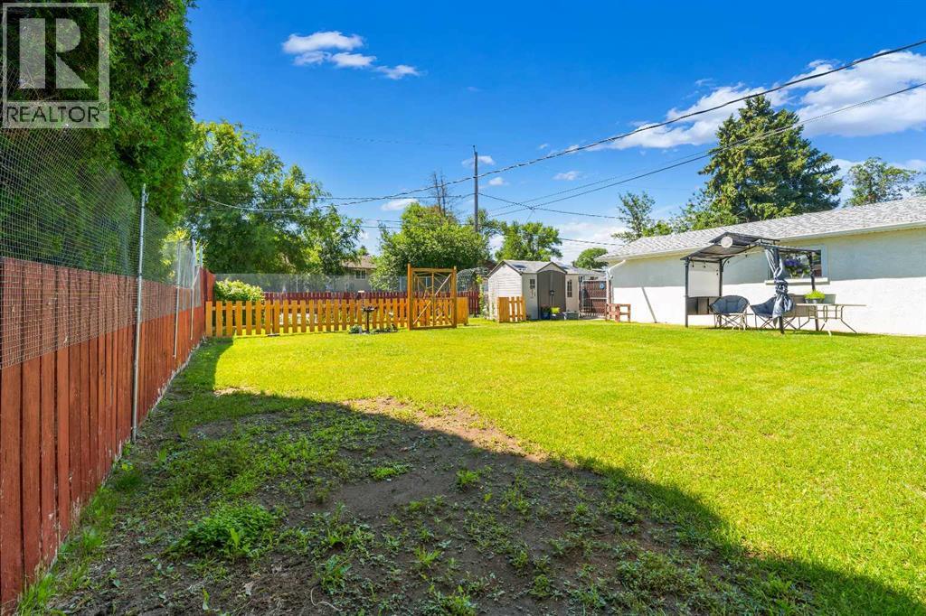131 Mitchell Crescent Nw, Medicine Hat, Alberta  T1A 6V3 - Photo 24 - A2327794