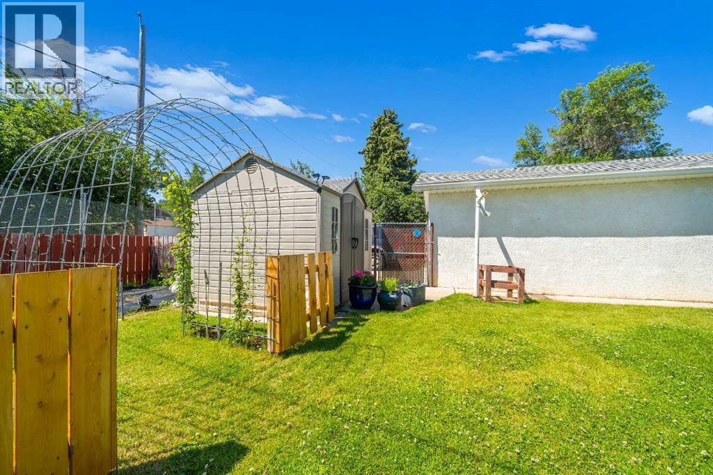 131 Mitchell Crescent Nw, Medicine Hat, Alberta  T1A 6V3 - Photo 26 - A2327794