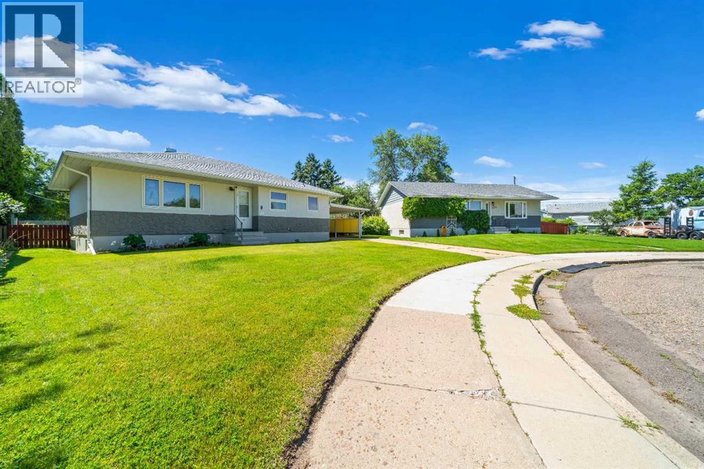 131 Mitchell Crescent Nw, Medicine Hat, Alberta  T1A 6V3 - Photo 2 - A2327794