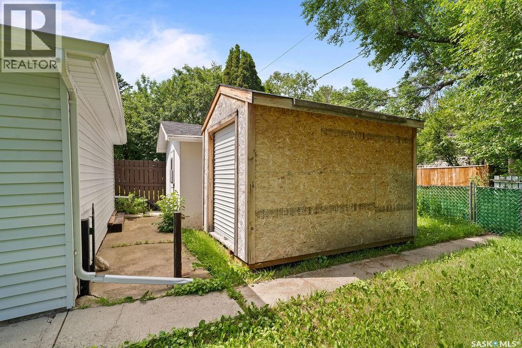 3720 Allen Avenue, Regina, Saskatchewan  S4S 1A2 - Photo 38 - SK043051