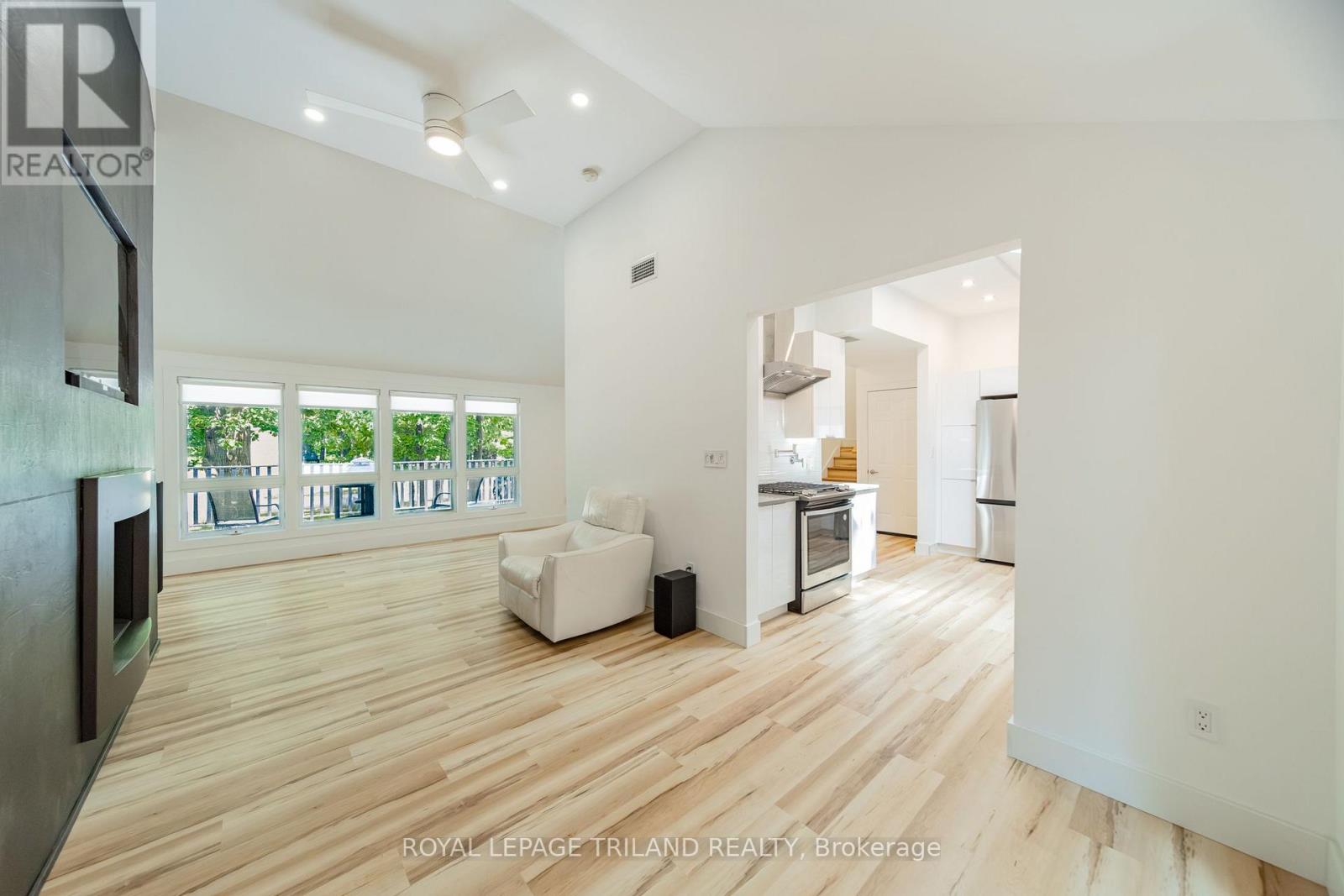 9653 Joanne Avenue, Lambton Shores, Ontario  N0M 1T0 - Photo 13 - X13586268