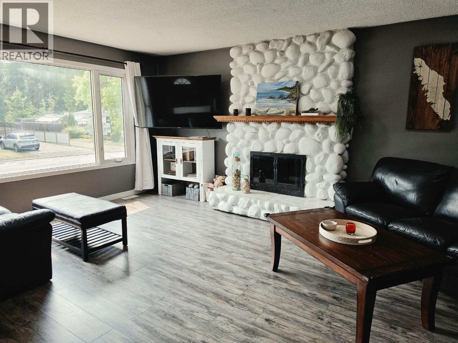 2484 Lisgar Crescent, Prince George, British Columbia V2N 1C5 - Photo 2 - R3147962