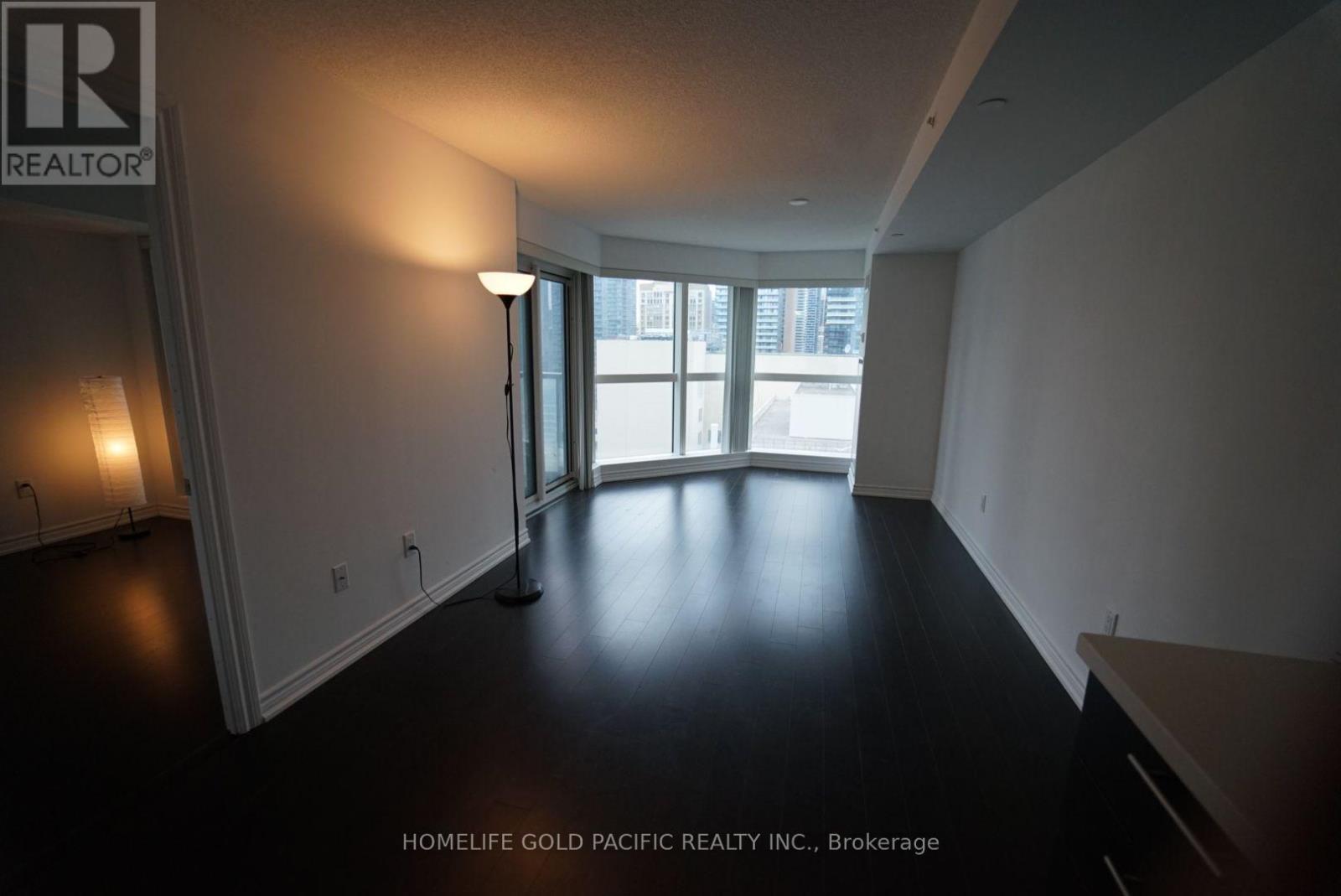 1716 - 386 YONGE STREET - Photo 5