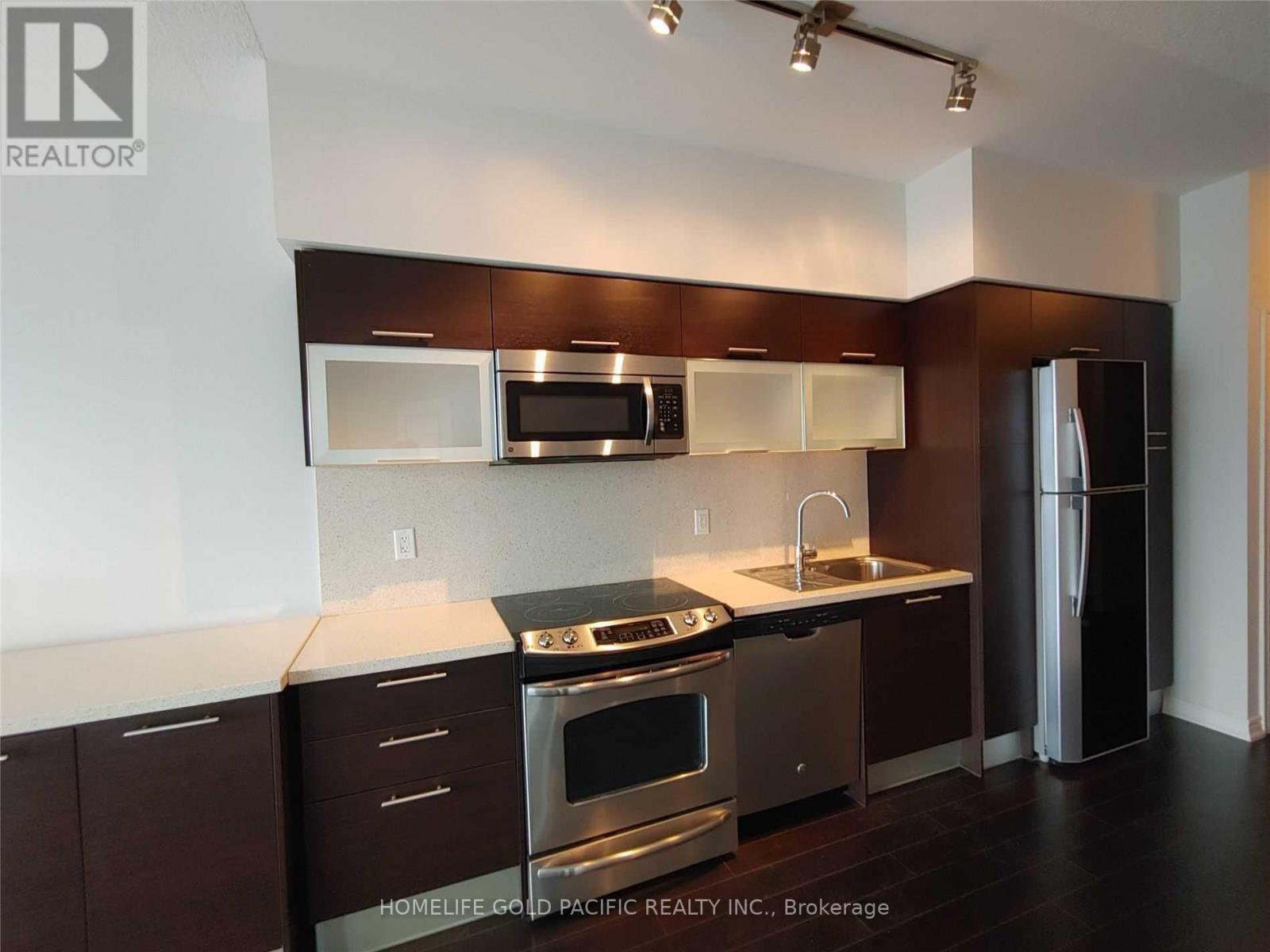 1716 - 386 YONGE STREET - Photo 4
