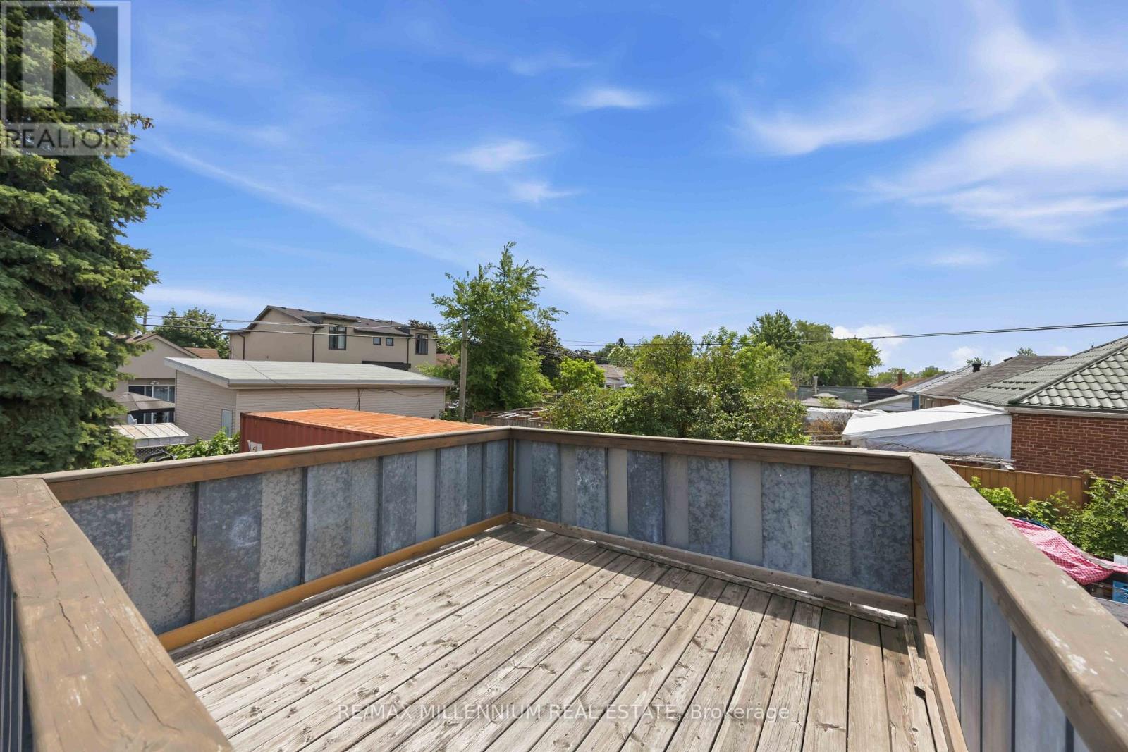 1355 Victoria Park Avenue, Toronto, Ontario M4B 2L5 - Photo 18 - E13586120