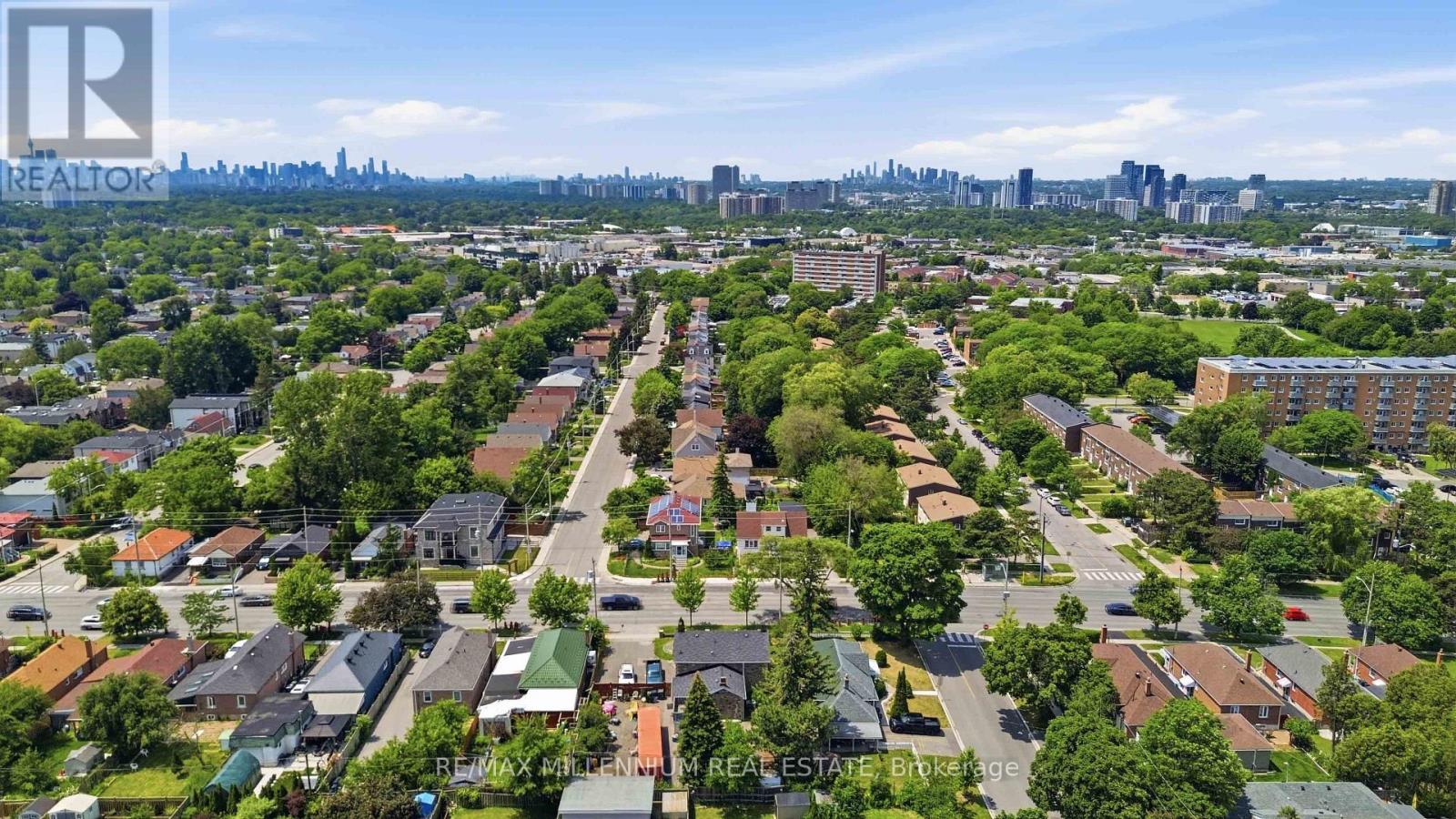 1355 Victoria Park Avenue, Toronto, Ontario M4B 2L5 - Photo 32 - E13586120