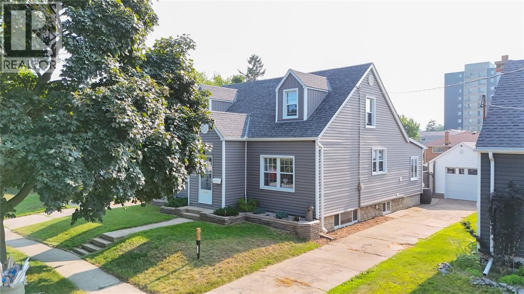 338 Cotterbury Street, Sarnia, Ontario  N7T 6M6 - Photo 2 - 26017467
