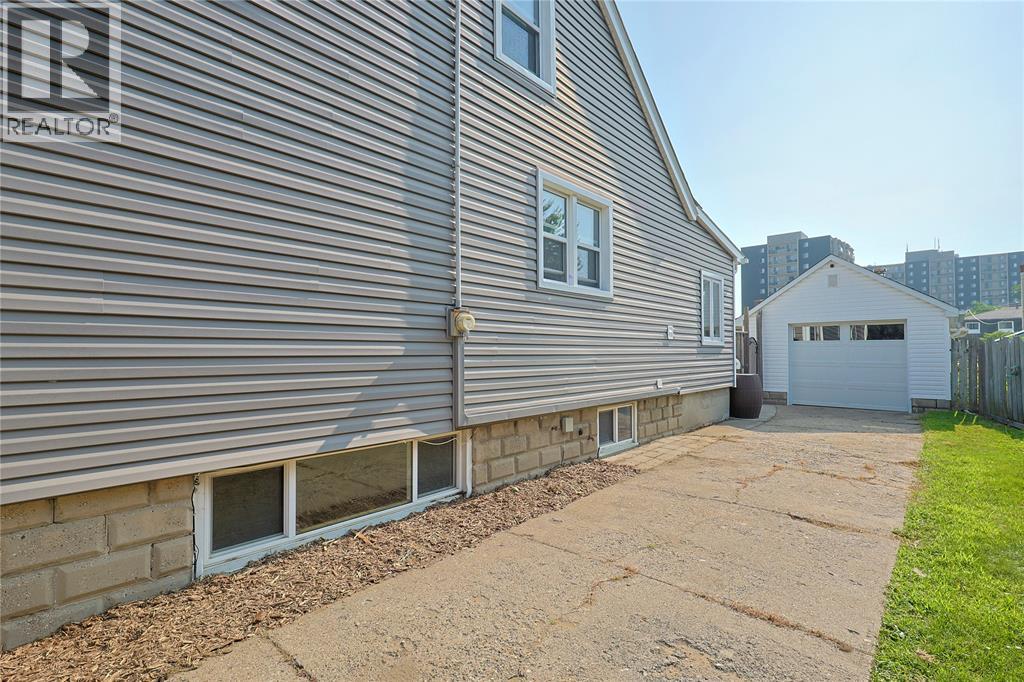 338 Cotterbury Street, Sarnia, Ontario  N7T 6M6 - Photo 3 - 26017467
