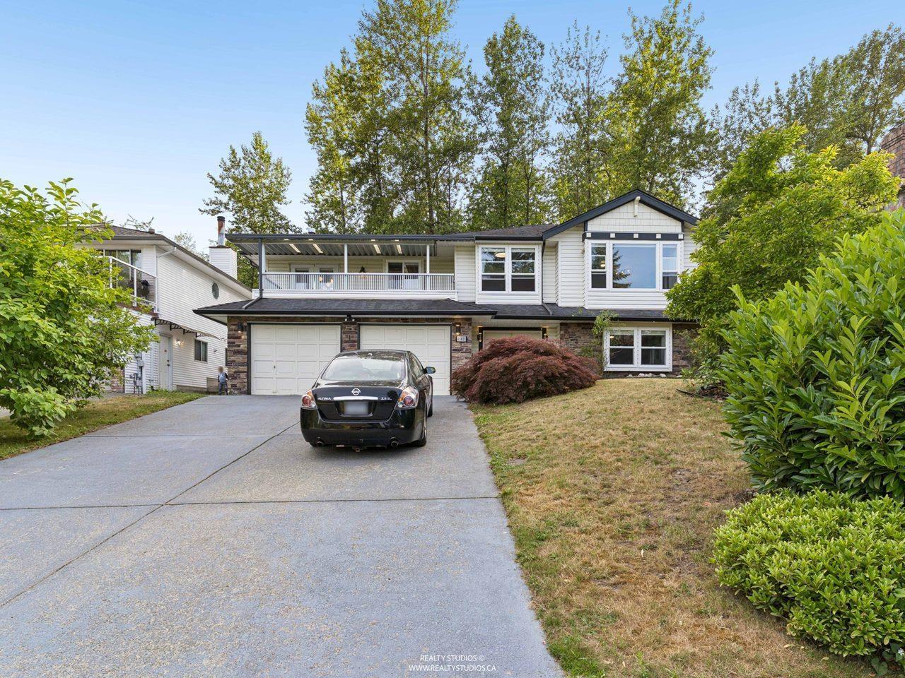 11411 WELLINGTON CRESCENT