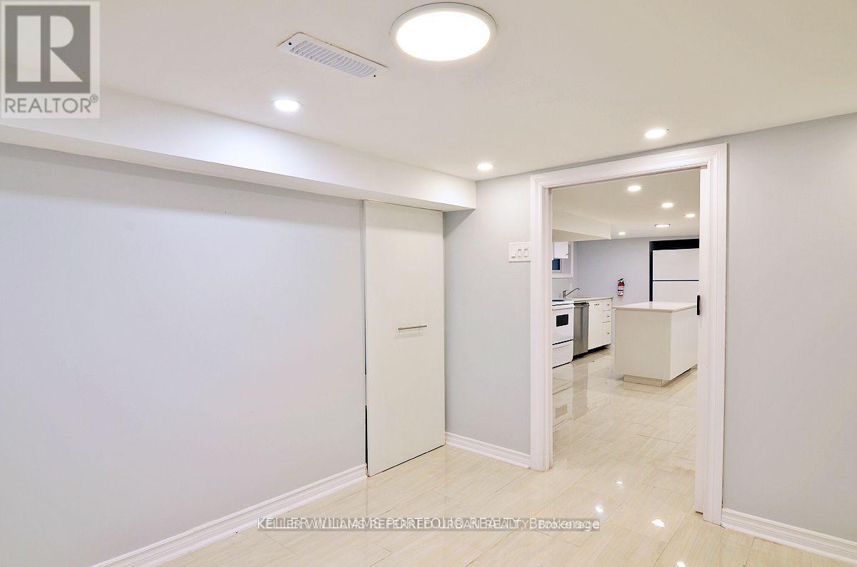 Lower - 431 Kingston Road, Toronto, Ontario  M4L 1V2 - Photo 16 - E13586252