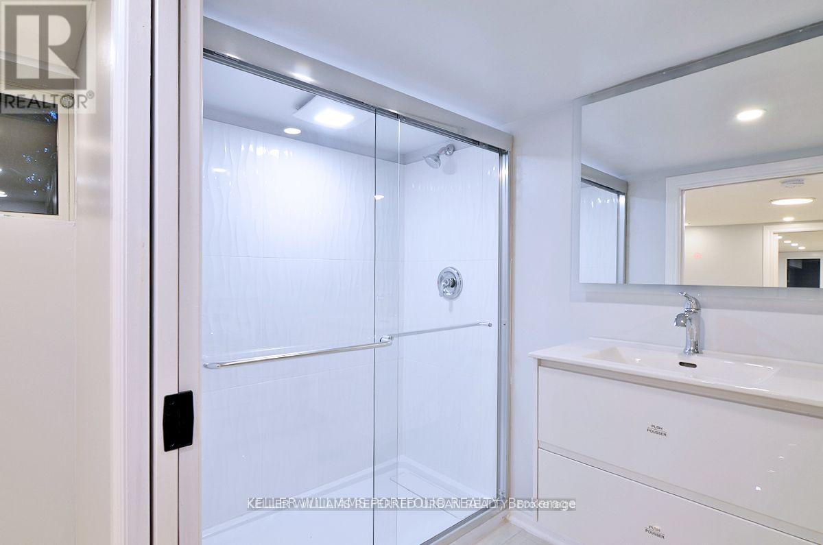 Lower - 431 Kingston Road, Toronto, Ontario  M4L 1V2 - Photo 19 - E13586252