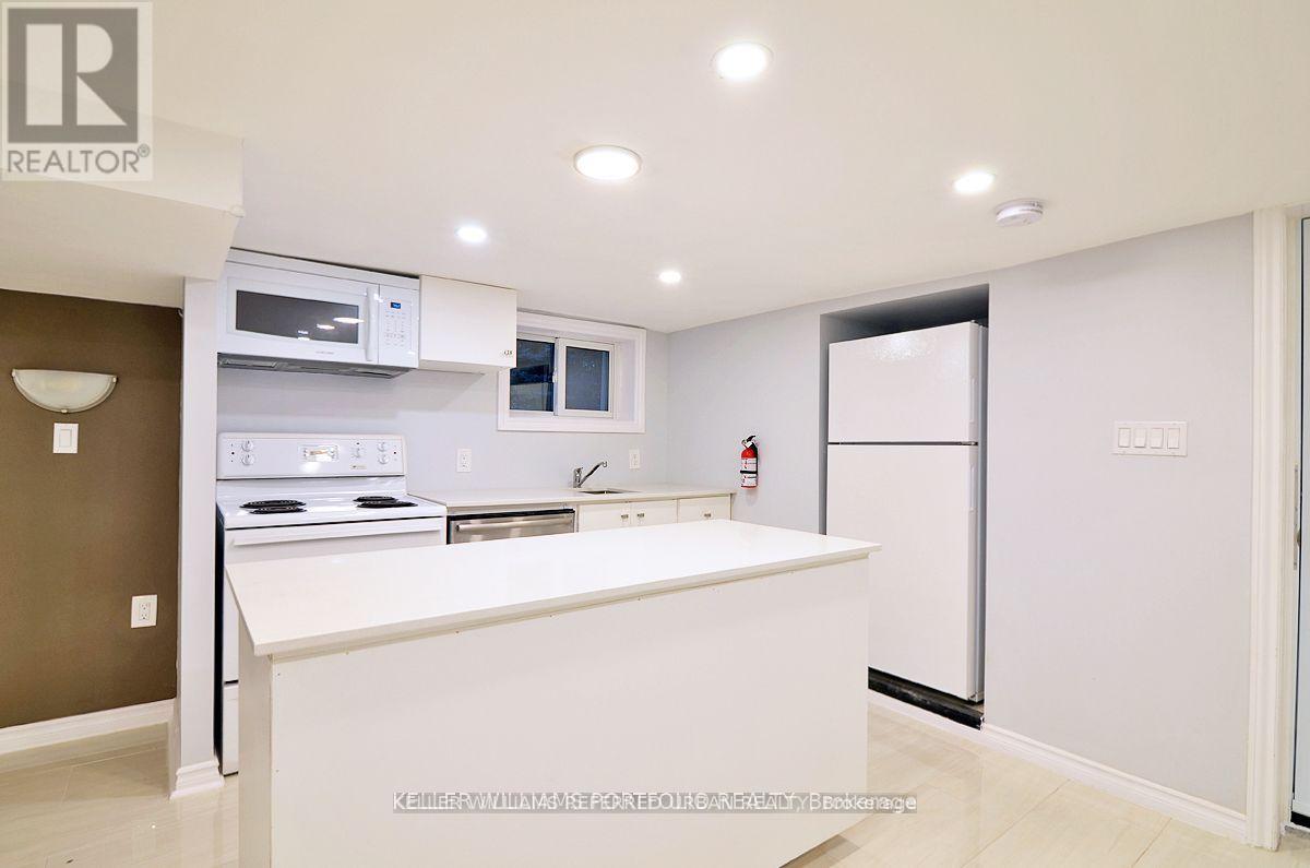 Lower - 431 Kingston Road, Toronto, Ontario  M4L 1V2 - Photo 9 - E13586252