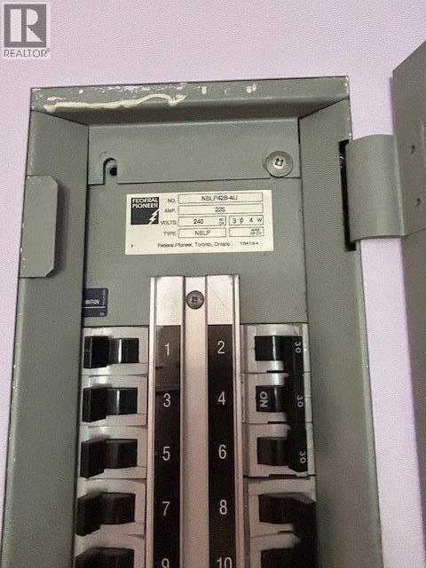 Listing image 4