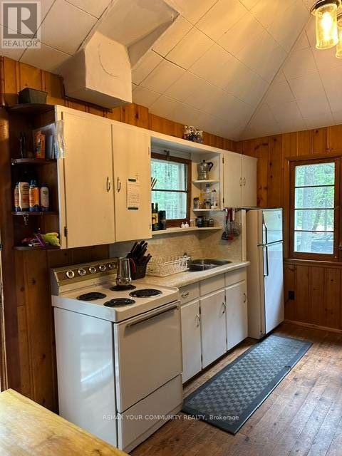 341 Tiny Beaches Road N, Tiny, Ontario L9M 1R3 - Photo 11 - S13586334