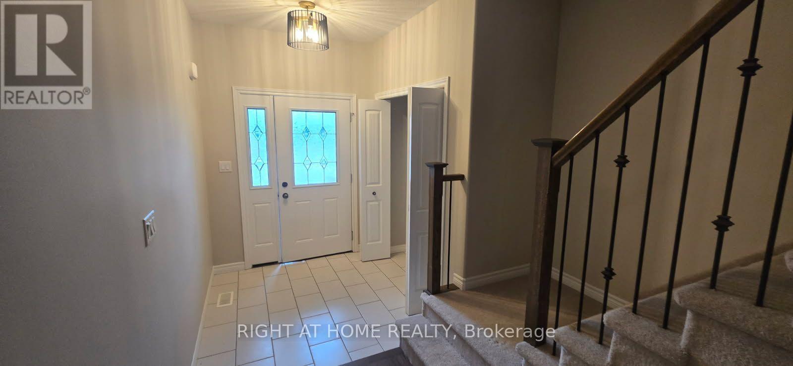 921 Blossom Street, Kingston, Ontario K7P 0N2 - Photo 2 - X13584340