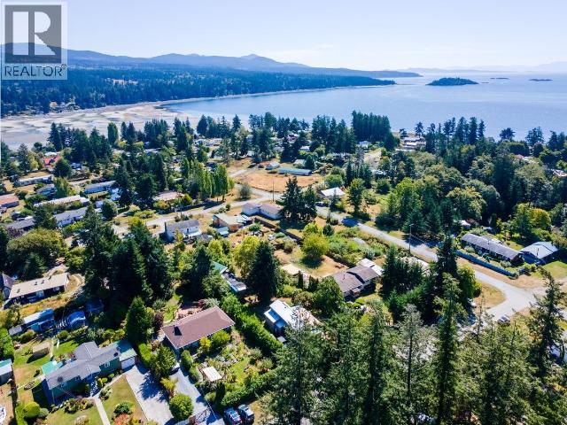 4748 Dogwood Street, Texada Island, British Columbia   - Photo 36 - 20059