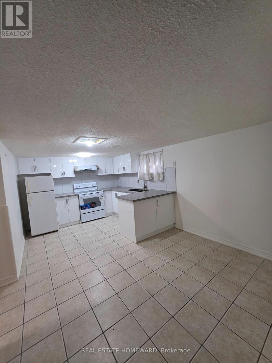 30 Beacon Road, Toronto, Ontario  M1P 1G7 - Photo 5 - E13586214