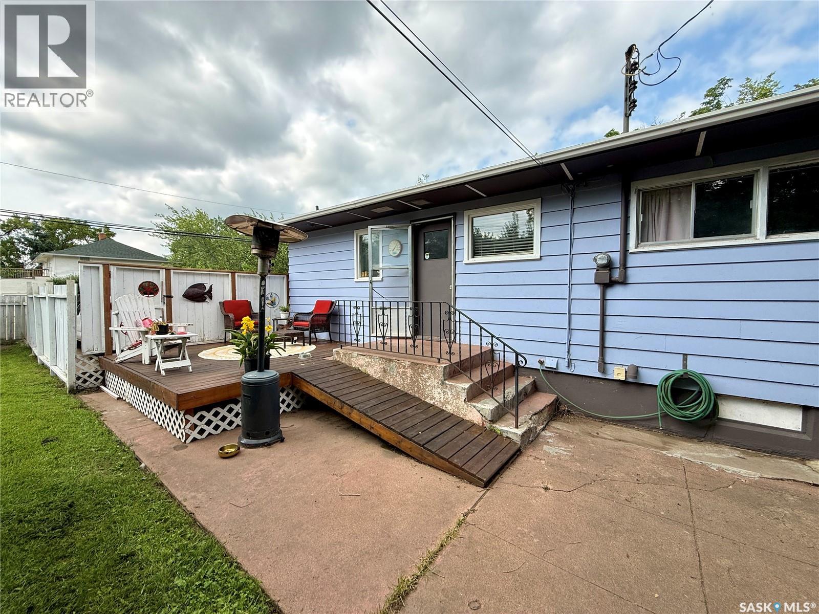 1502 97th Street, North Battleford, Saskatchewan  S9A 0K4 - Photo 32 - SK043184