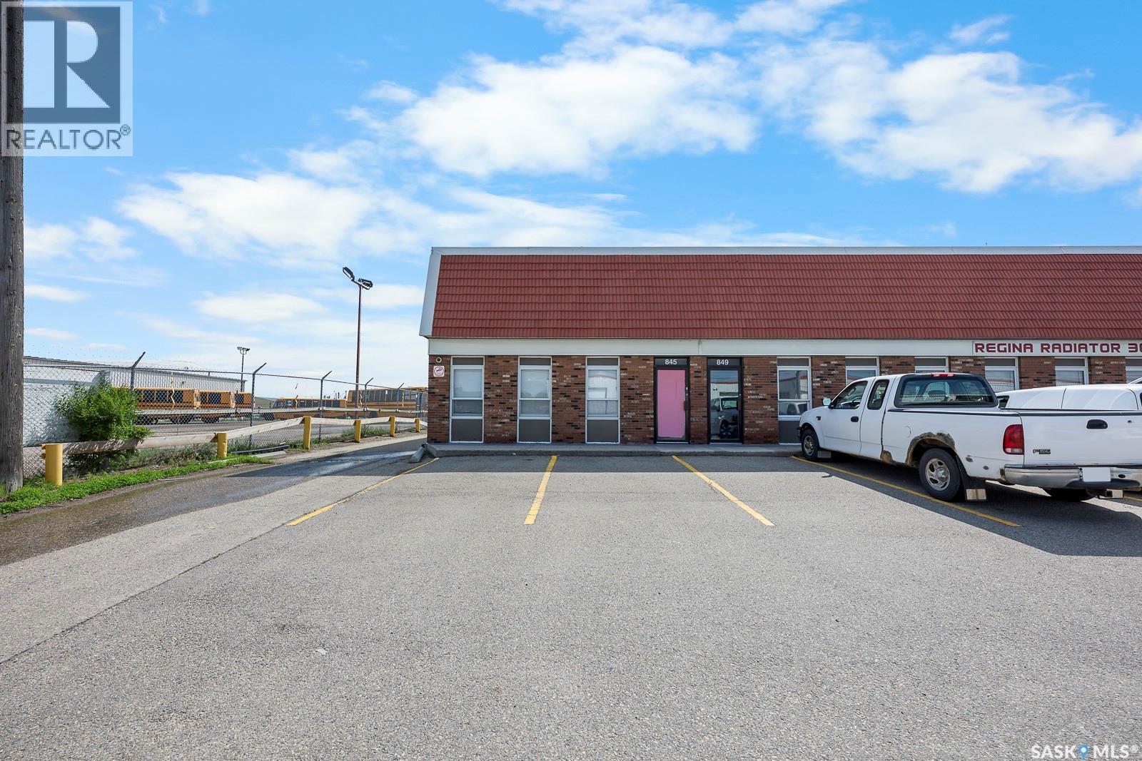 845 MACKAY STREET, Regina, Saskatchewan
