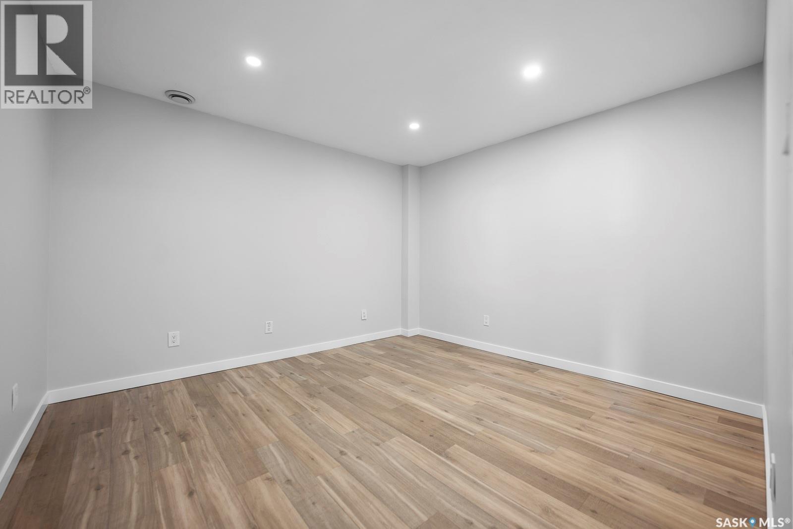 845 Mackay Street, Regina, Saskatchewan  S4N 2S3 - Photo 6 - SK043067