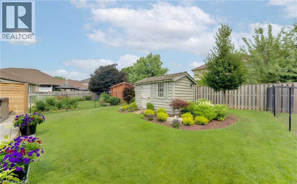 249 Dearborn Boulevard, Waterloo, Ontario  N2J 4Y5 - Photo 39 - 40849520