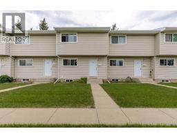 43, 55 Lemoyne Crescent W, Lethbridge, Alberta