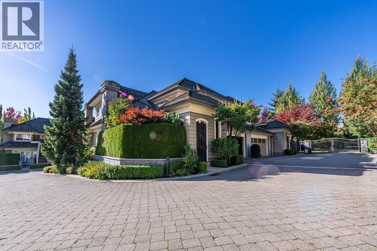 6386 LARKIN DRIVE