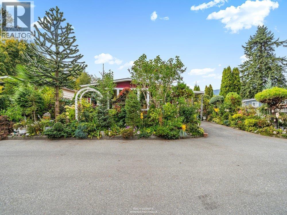 515 Tyee Court, West Vancouver, British Columbia V7P 3K3 - Photo 2 - R3148217
