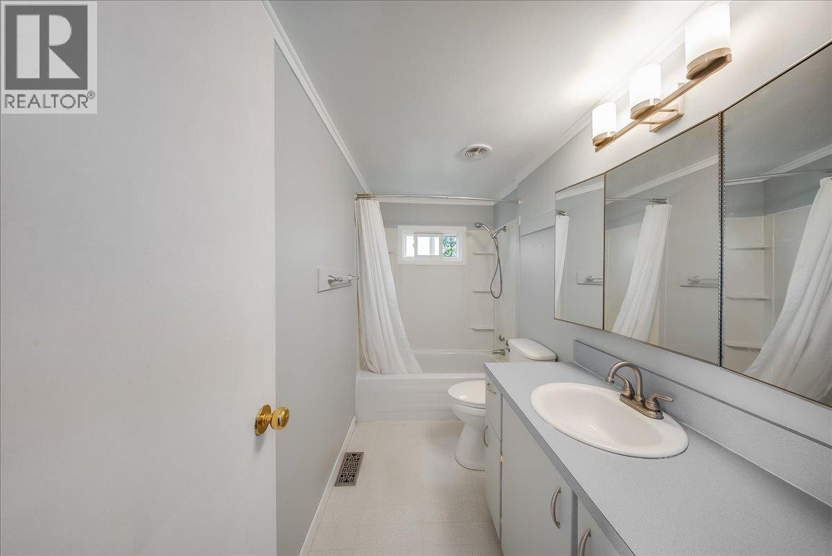 500 16th Avenue Unit# 41, Genelle, British Columbia V0G 1G0 - Photo 24 - 10394639
