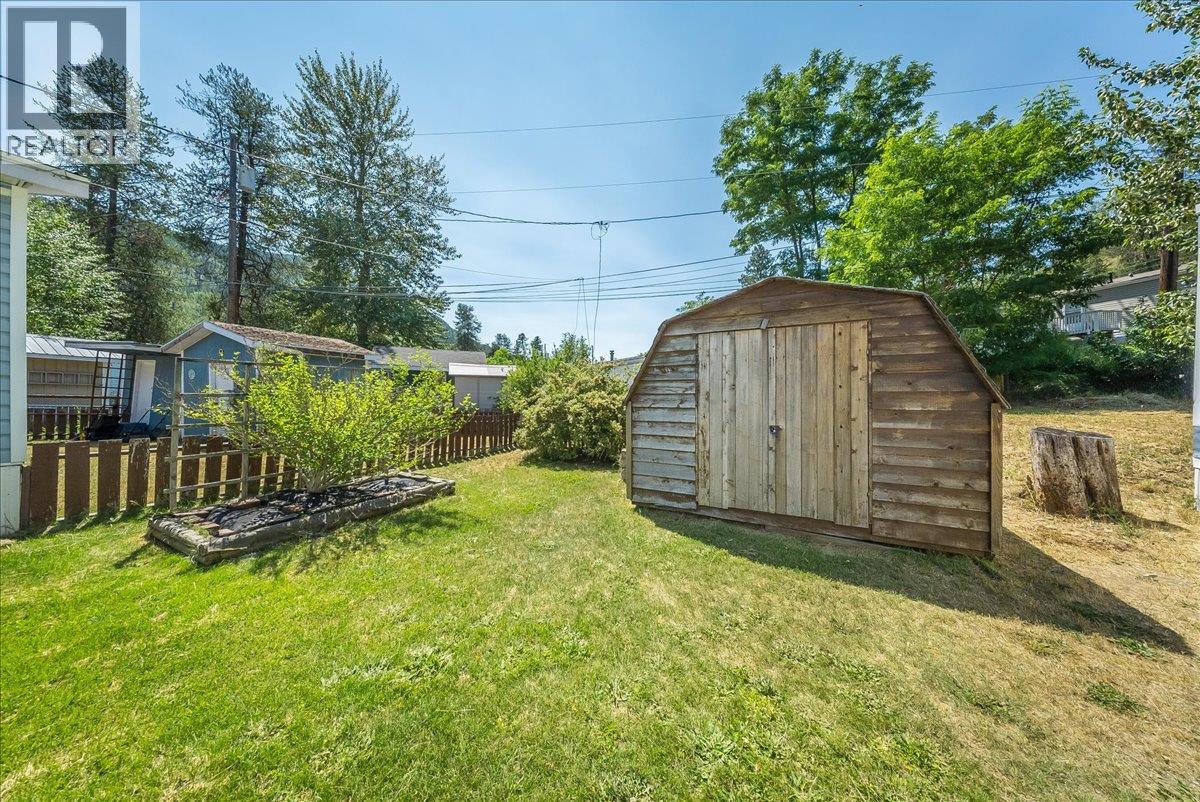 500 16th Avenue Unit# 41, Genelle, British Columbia V0G 1G0 - Photo 37 - 10394639