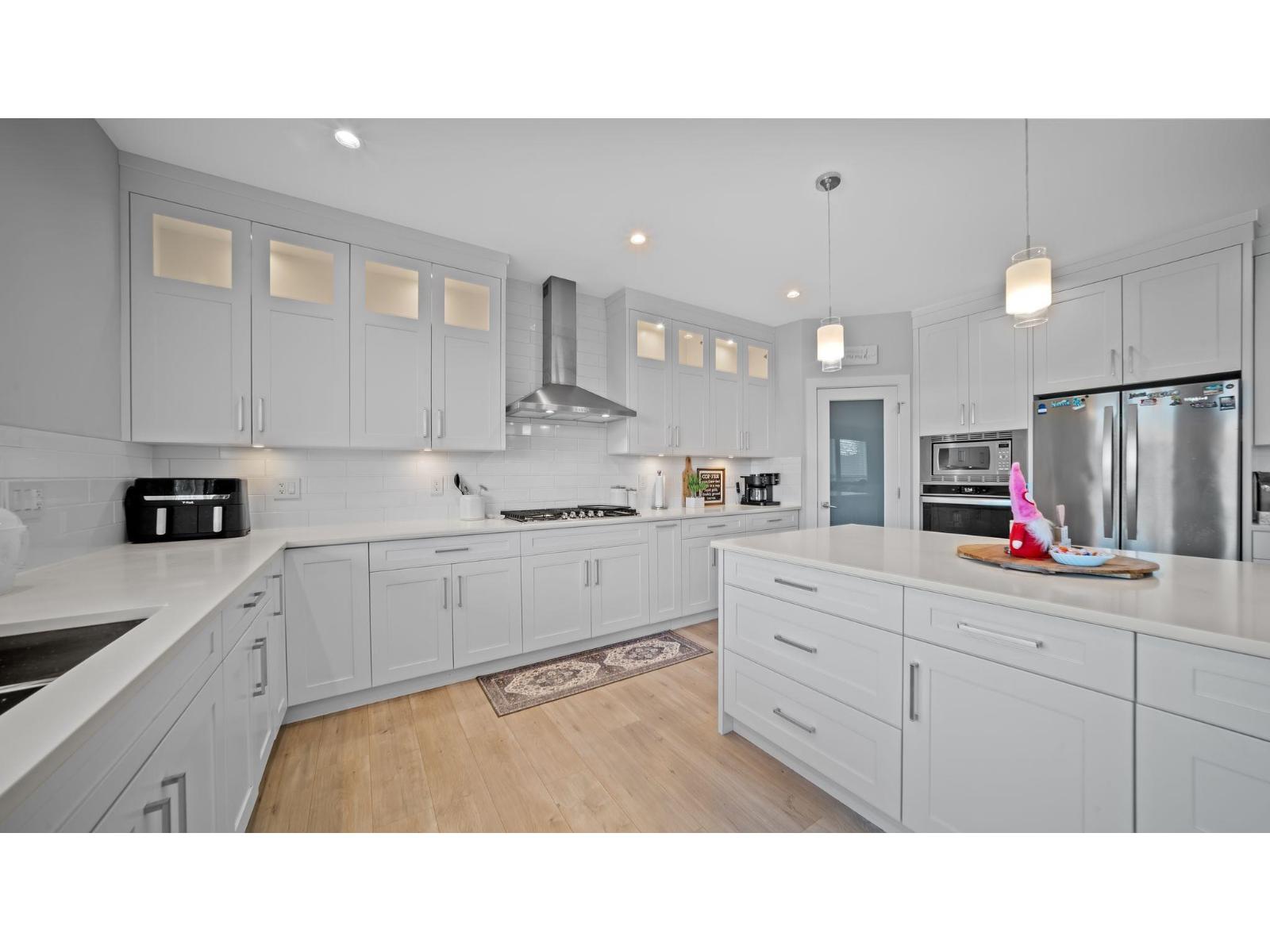 14551 61 Avenue, Surrey, British Columbia  V3S 4R6 - Photo 4 - R3148031