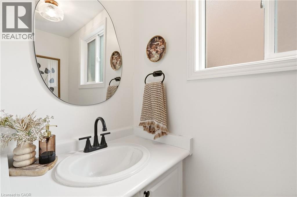 5116 Silvercreek Drive, Burlington, Ontario  L7L 6K5 - Photo 20 - 40849410