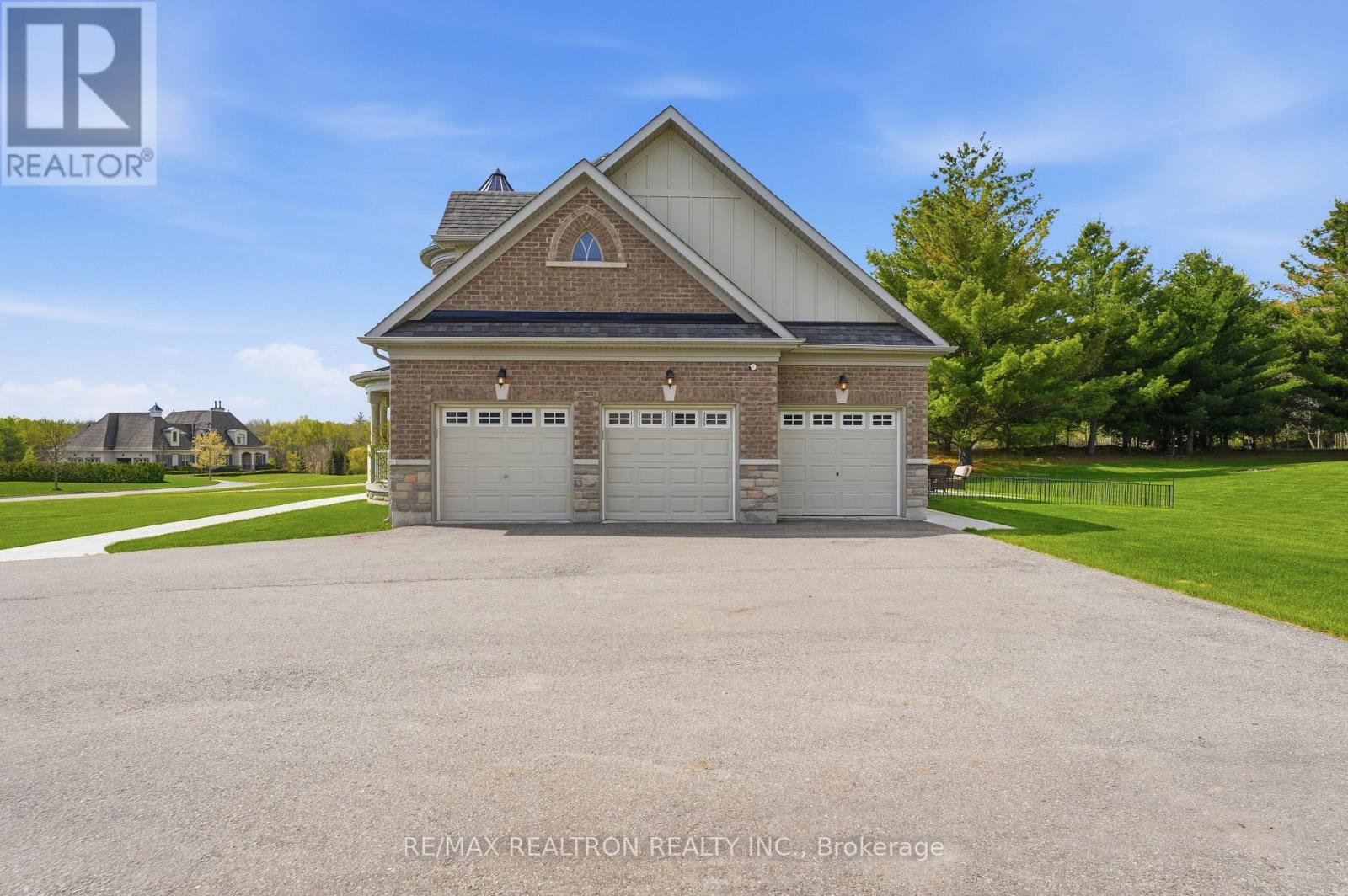 168 Pine Hill Road, Bradford West Gwillimbury, Ontario  L3Z 0H1 - Photo 38 - N13557218