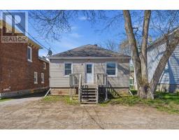 38 OAK STREET, Belleville, Ontario