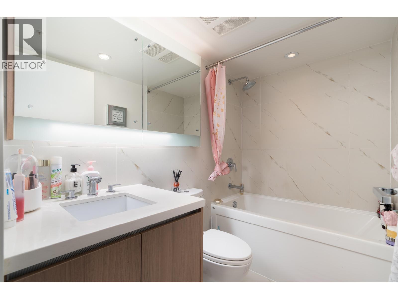1602 8833 Hazelbridge Way, Richmond, British Columbia  V6X 0N3 - Photo 10 - R3148211