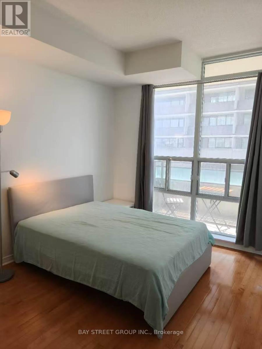 801 - 736 Spadina Avenue, Toronto, Ontario  M5S 2J6 - Photo 5 - C13586382