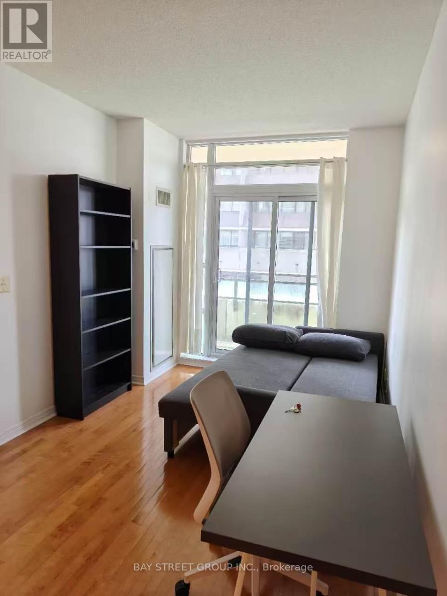801 - 736 Spadina Avenue, Toronto, Ontario  M5S 2J6 - Photo 9 - C13586382